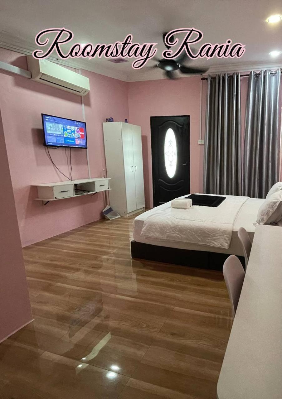Ar Homestay & Roomestay Merlimau Exterior foto